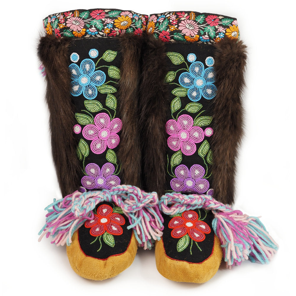 Karen Nicloux Ladies 8 Mukluks